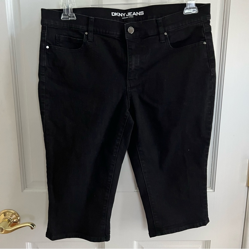 Womens DKNY JEANS Black Ludlow Bermuda/Capri Shorts Size 10